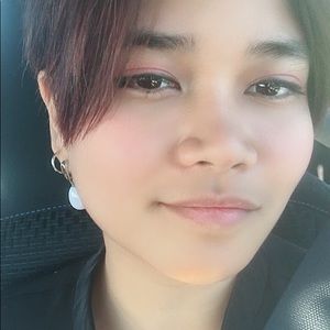 Meet your Posher, Aida